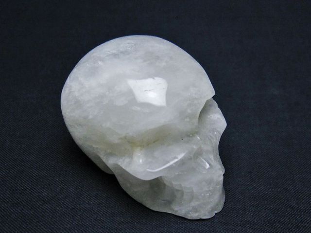 ヒマラヤ水晶ドクロ[T215-3772]