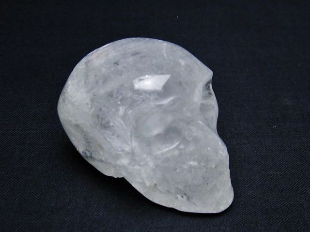 ヒマラヤ水晶ドクロ[T215-3822]