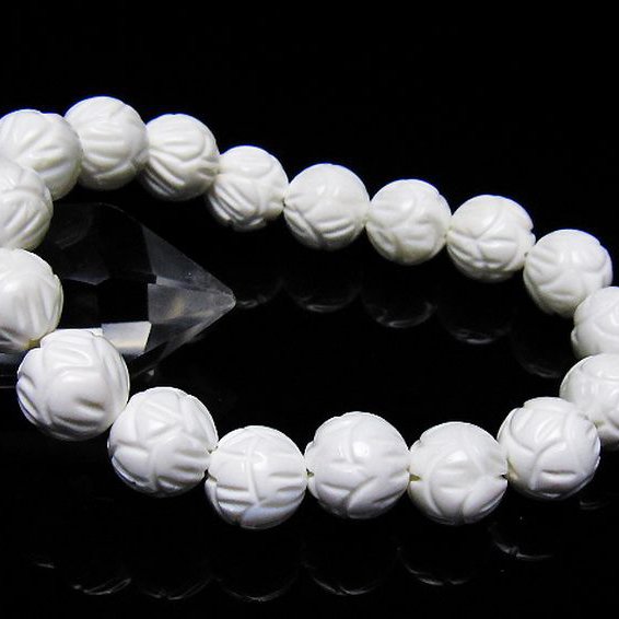 シャコガイ手彫りハスブレスレット 12mm [t217-1586]