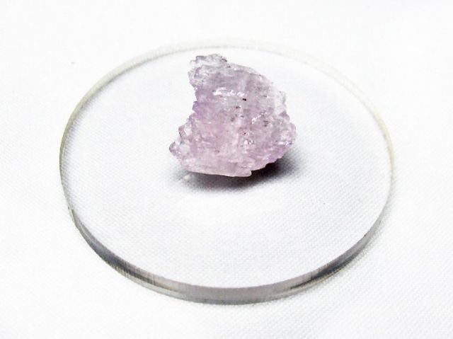 パワーストーン 天然石 クンツァイト原石[T221-2476]