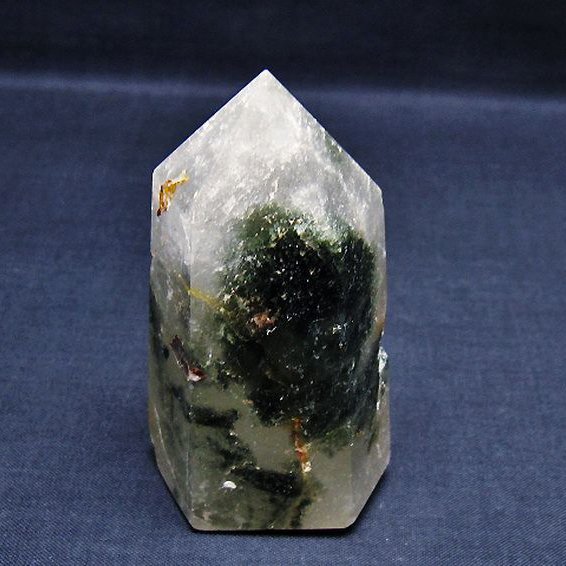 ガーデン水晶六角柱[T222-2388]