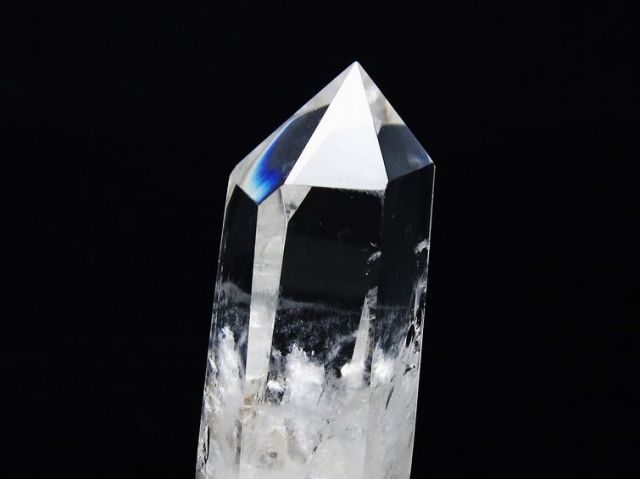 虹入りヒマラヤ水晶六角柱 [t222-2537]
