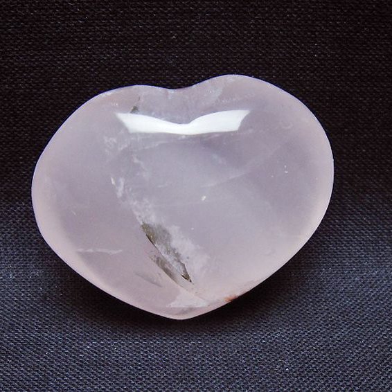 ローズクォーツハート置物 [t225-8671]