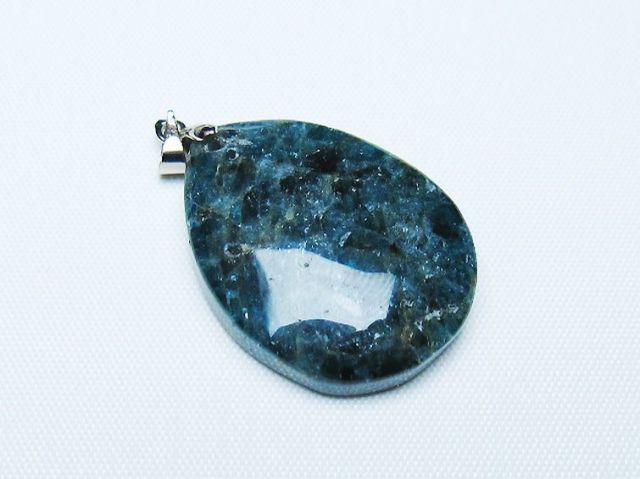 アパタイト ペンダント[T278-1387]