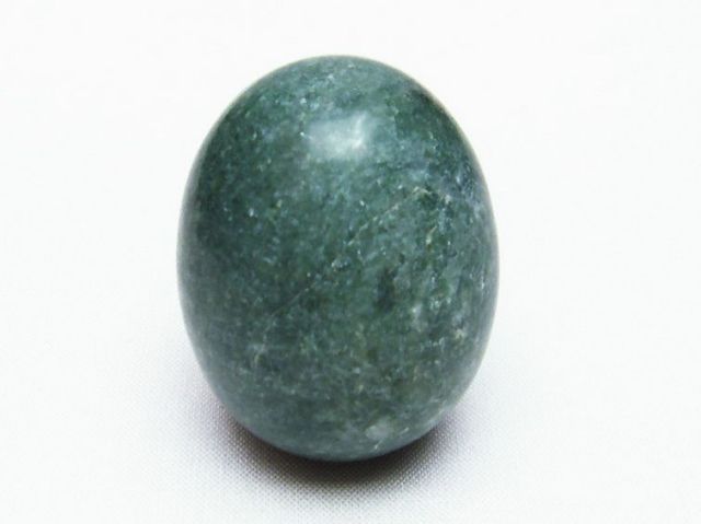 インド翡翠 たまご 置物[T306-2636]