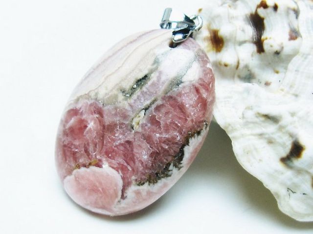 インカローズ(ロードクロサイト)ペンダント[T313-5598]