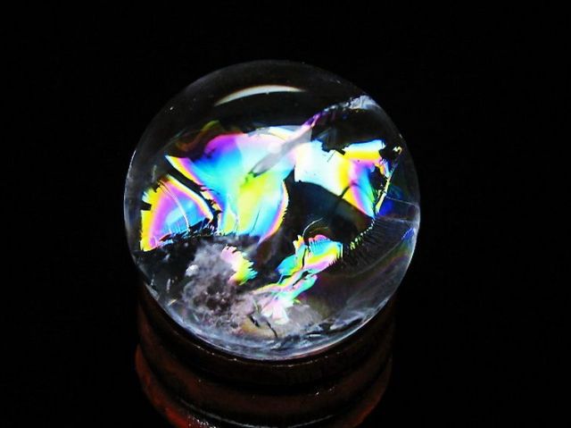虹入りヒマラヤ水晶丸玉 25mm [t317-5385]