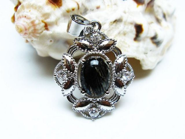 ブラックルチルクォーツペンダント [t343-1591]