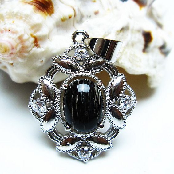 ブラックルチルクォーツペンダント [t343-1605]