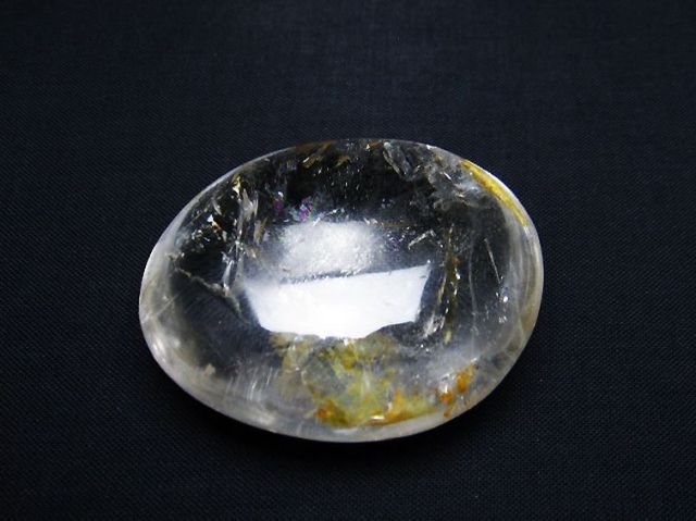 虹入りヒマラヤ水晶原石 [t344-2919]