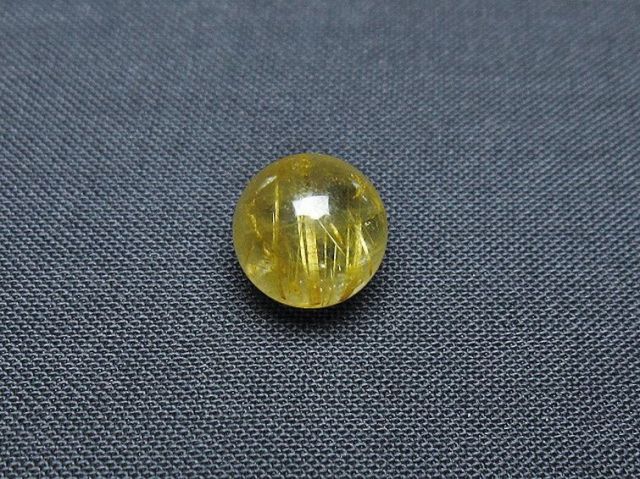 ゴールドタイチンルチル入り水晶丸玉 10mm [t355-1174]