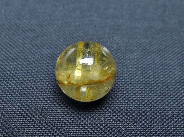 ゴールドタイチンルチル入り水晶丸玉 10mm [t355-1194]