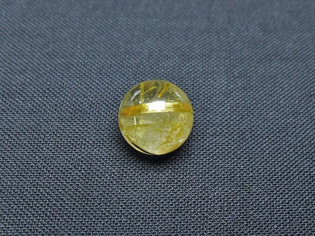 ゴールドタイチンルチル入り水晶丸玉 10mm [T355-1197]