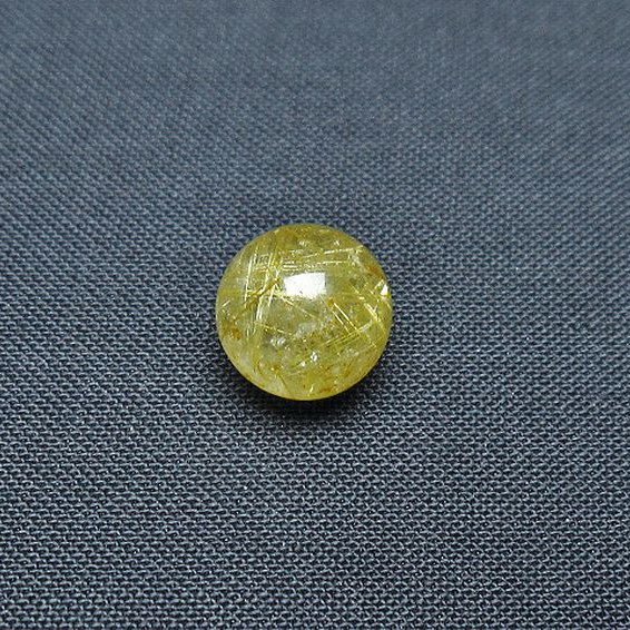 ゴールドタイチンルチル入り水晶丸玉 10mm [T355-1207]