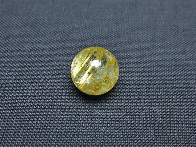 ゴールドタイチンルチル入り水晶丸玉 10mm [T355-1212]