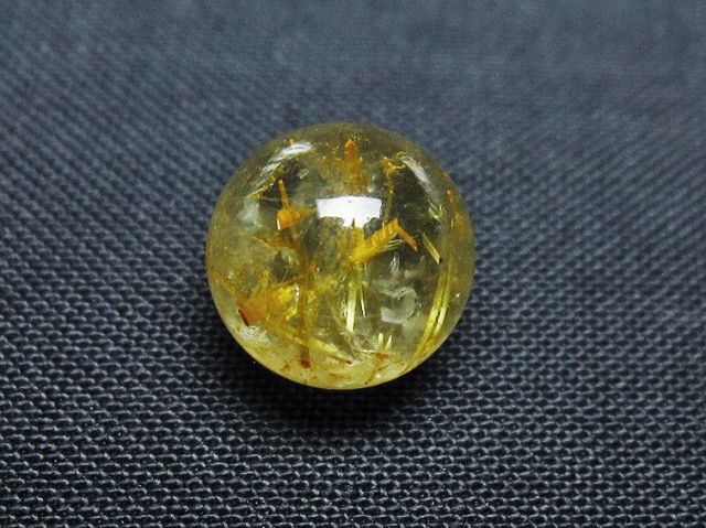パワーストーン 天然石 ゴールドタイチンルチル入り水晶丸玉