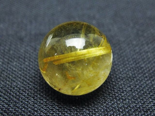 ゴールドタイチンルチル入り水晶丸玉 10mm [t355-1616]