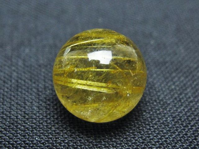 ゴールドタイチンルチル入り水晶丸玉 10mm [t355-1618]
