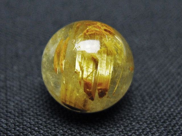 ゴールドタイチンルチル入り水晶丸玉 10mm [t355-1633]