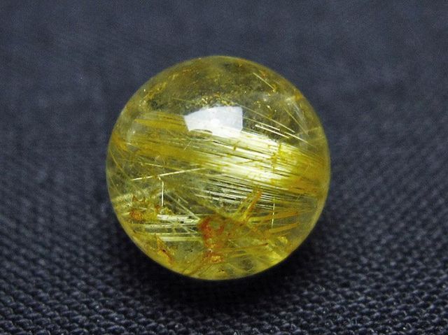 ゴールドタイチンルチル入り水晶丸玉 10mm [t355-1666]