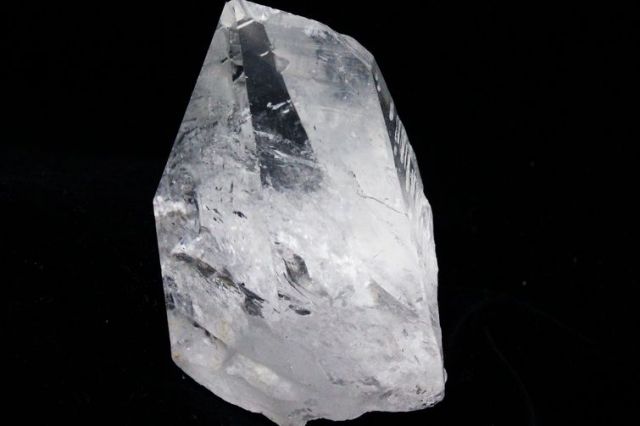 レムリアンシード水晶原石 ミナスジェライス州コリント産 ※証明書付き[T370-4442]