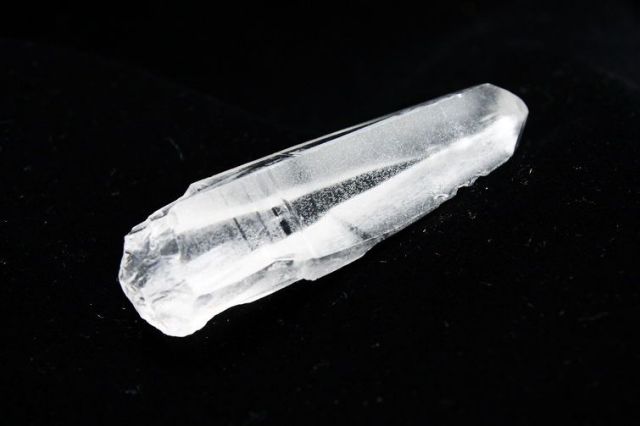 レムリアンシード水晶原石 ミナスジェライス州コリント産 ※証明書付き[T370-4510]