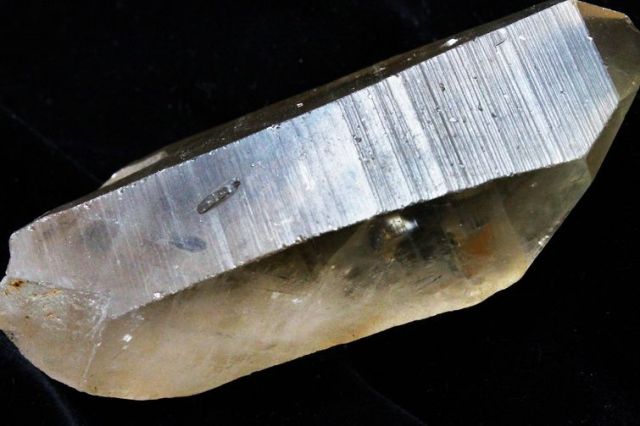 シトリン レムリアンシード水晶原石 ミナスジェライス州コリント産 ※証明書付き[T370-4526]