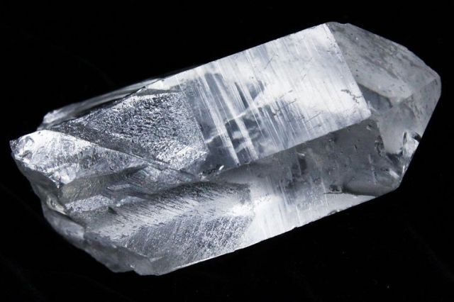 レムリアンシード水晶原石 ミナスジェライス州コリント産 ※証明書付き[T370-4590]