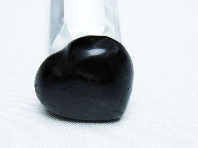 モリオン 純天然 黒水晶 ハート 置物[T375-4506]