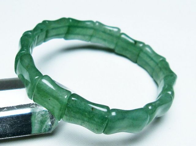 インド翡翠バングル[T379-3310]