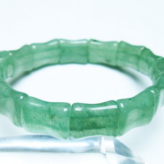 インド翡翠バングル[T379-3569]