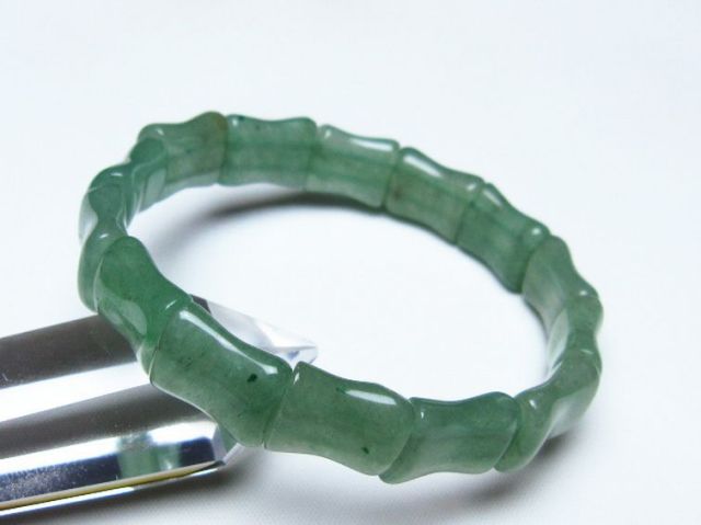 インド翡翠バングル [t379-3893]