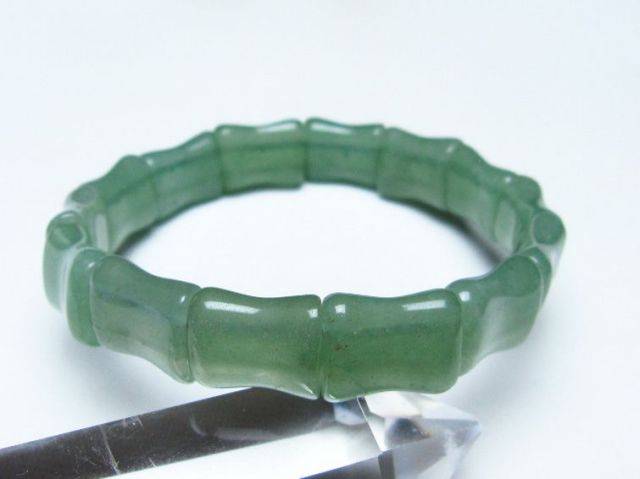 インド翡翠バングル [t379-3926]