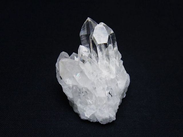 アーカンソー州産水晶クラスター[T386-7585]