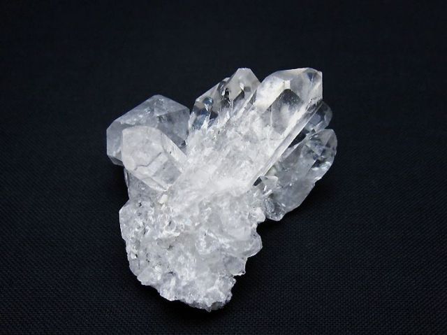アーカンソー州産水晶クラスター[T386-7769]