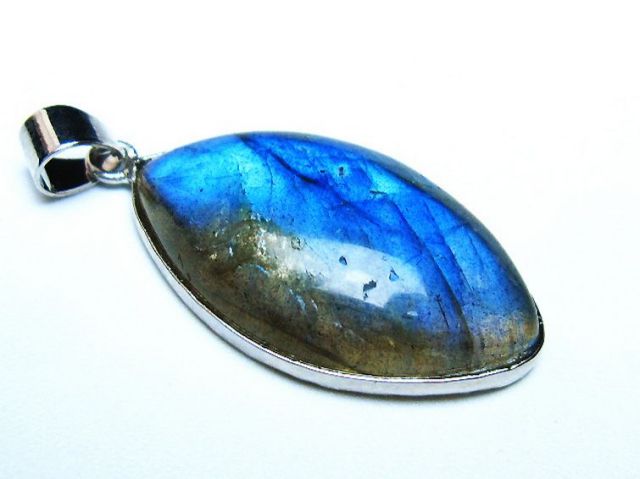 パワーストーン 天然石 ラブラドライトペンダント[T409-3658]