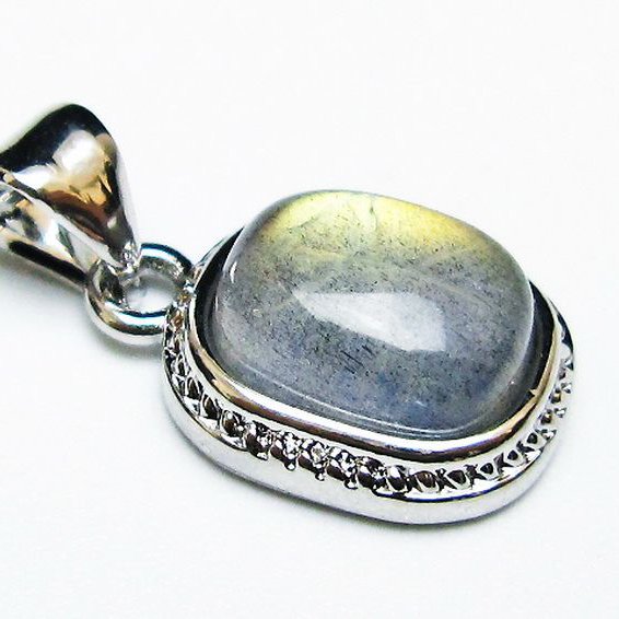 ラブラドライトペンダント[T409-3995]