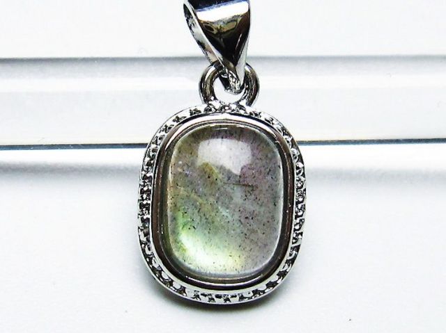 ラブラドライトペンダント[T409-4066]