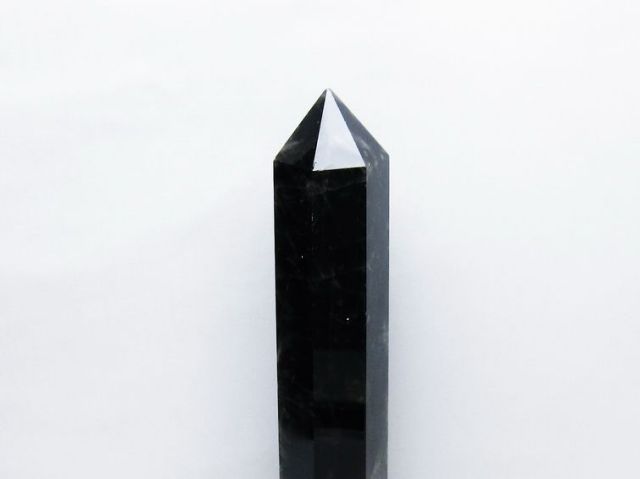 1.7Kgモリオン 純天然 黒水晶 六角柱 [t43-8796]