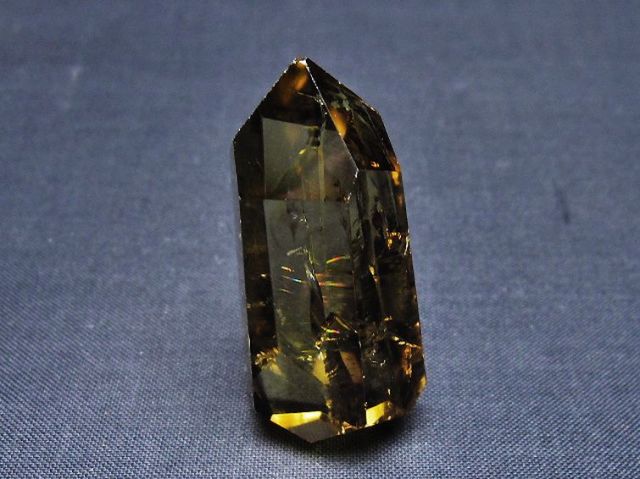 虹入り黄水晶(シトリン)原石[T436-2973]