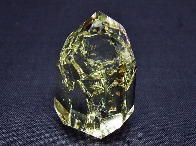 虹入り黄水晶(シトリン)原石[T436-3067]