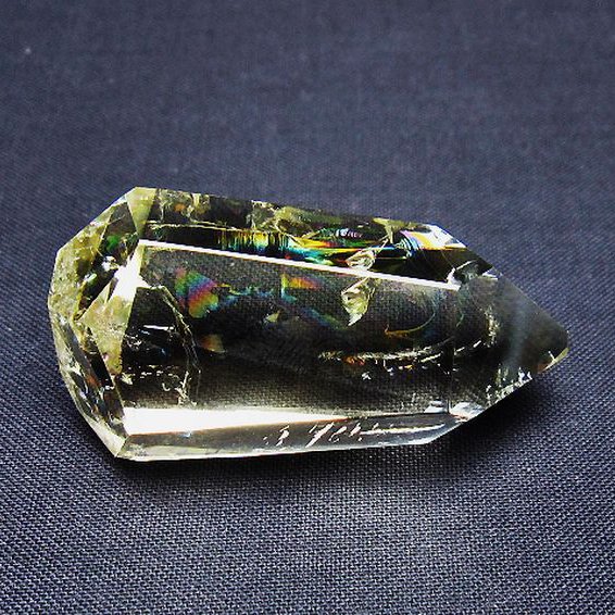 虹入り黄水晶(シトリン)原石[T436-3078]