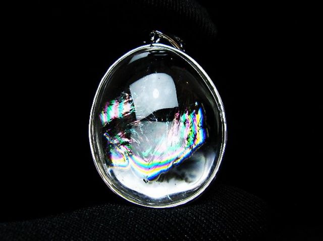 アイリスクォーツ 虹入り レインボー水晶 ペンダント [t436-3166]