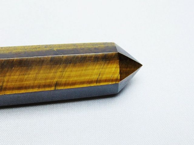 タイガーアイ※黄虎目石六角柱[T443-4700]