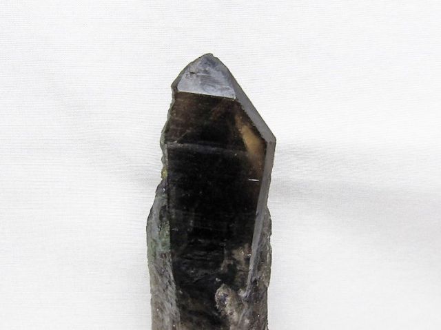ライトニング水晶原石 [t443-4994]