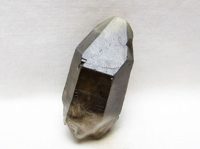 ライトニング水晶原石 [t443-5080]