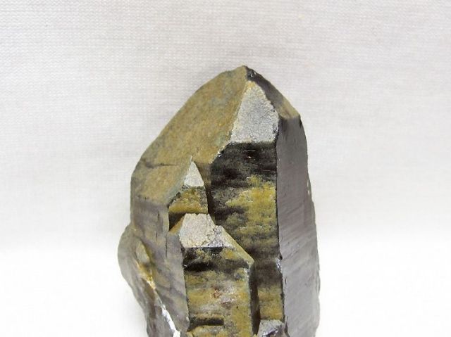 ライトニング水晶原石 [t443-5093]