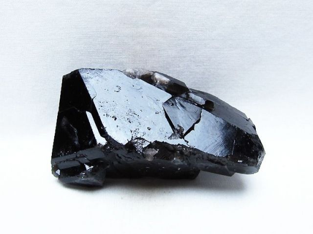 山東省産 モリオン 純天然 黒水晶 原石 [t460-7671]