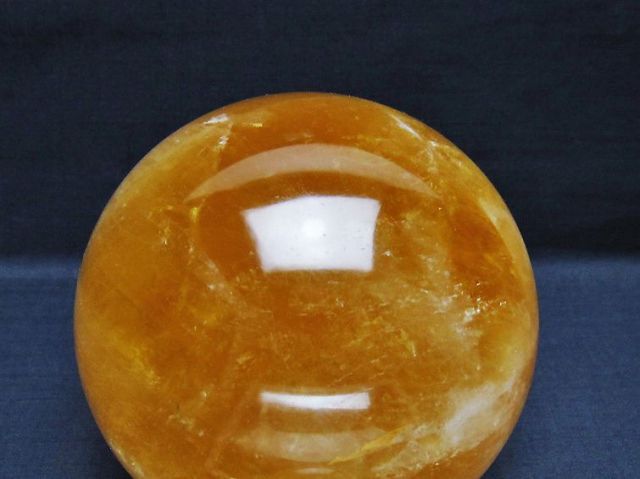 1.7Kgカルサイト丸玉 110mm [T461-11380]