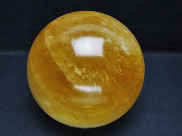 1.4Kgカルサイト丸玉 97mm [T461-11382]